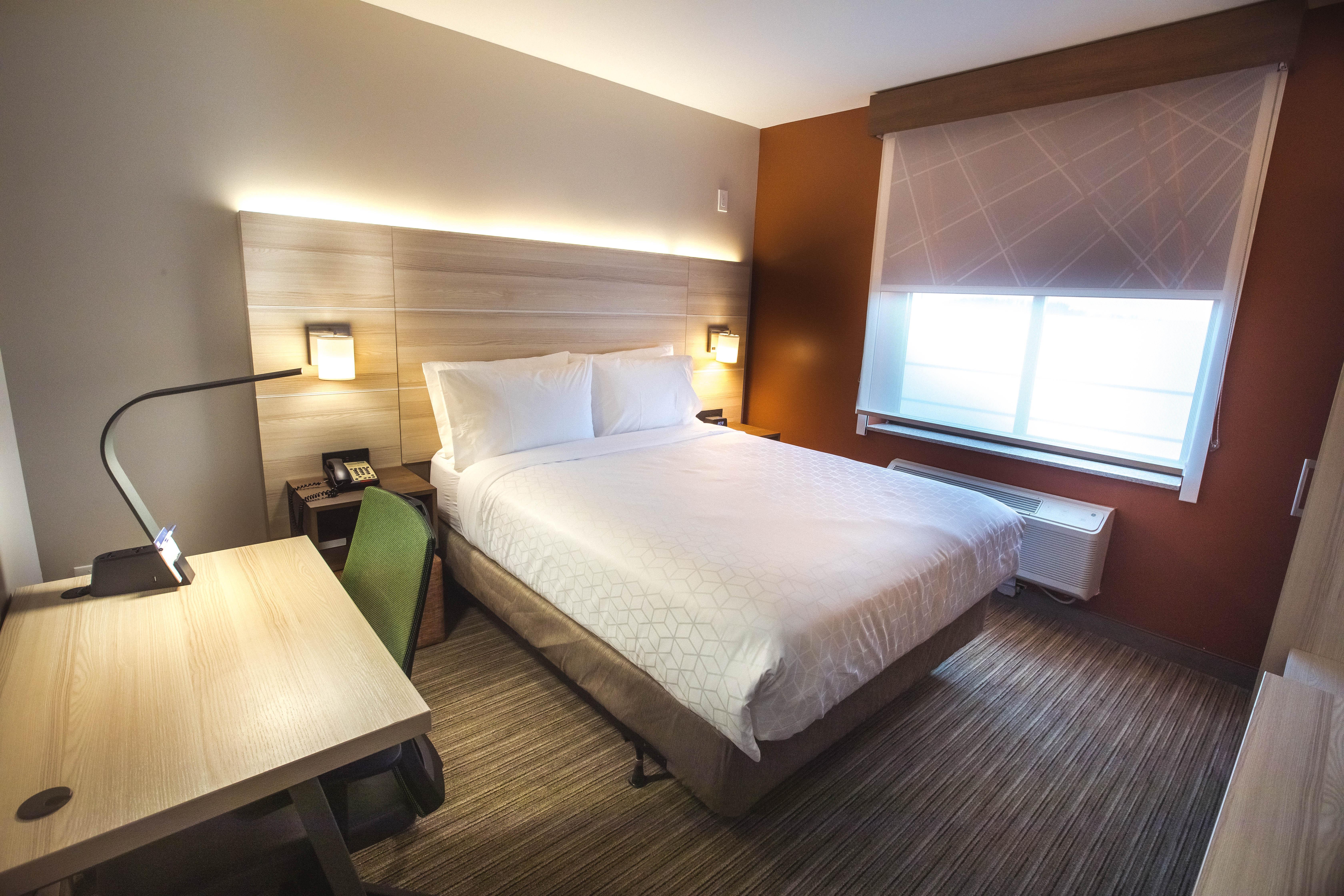 Holiday Inn Express Staten Island West, An Ihg Hotel New York Exterior photo
